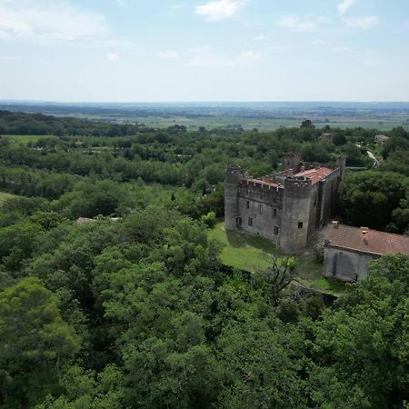 Appartement Spacieux Avec Deux Chambres Au Chateau Valence  Luaran gambar