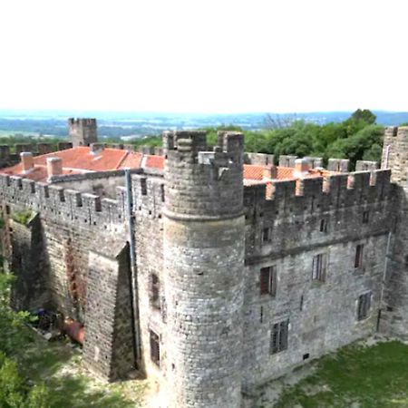 Appartement Spacieux Avec Deux Chambres Au Chateau Valence  Luaran gambar