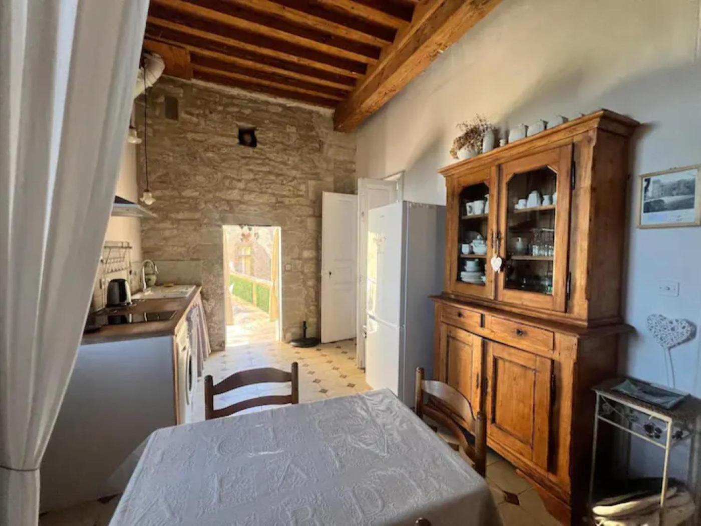 Appartement Spacieux Avec Deux Chambres Au Chateau Valence  Luaran gambar